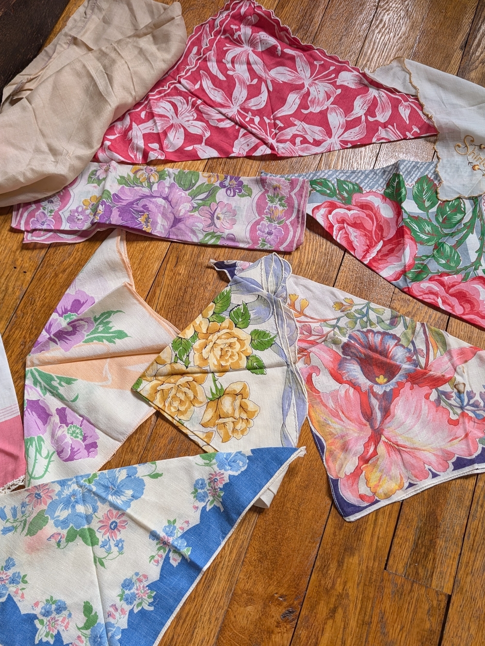 Vintage Floral Handkerchiefs Lot - Assorted Colors and Designs